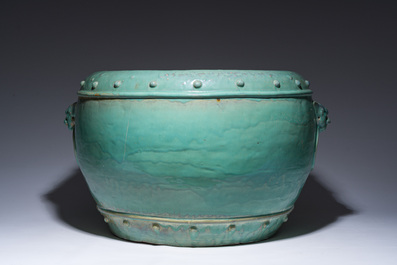 Grande jardini&egrave;re en gr&egrave;s &agrave; gla&ccedil;ure turquoise, Asie du Sud-Est, 20&egrave;me si&egrave;cle