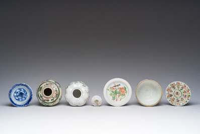 Collection vari&eacute;e en porcelaine de Chine famille rose, bleu, blanc, rouge de fer et qianjiang cai, 19&egrave;me/20&egrave;me si&egrave;cle