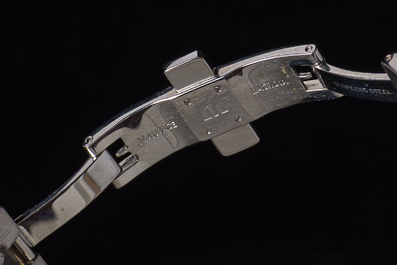 Montre-bracelet Maurice Lacroix en acier inoxydable et verre saphir, n&deg; AF 52228, Suisse, 21&egrave;me si&egrave;cle