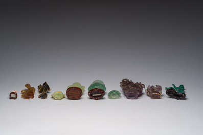 Collection de sept sculptures en pierre dure, dont du jade, du quartz et de l'&oelig;il de tigre, Chine, 19&egrave;me/20&egrave;me si&egrave;cle