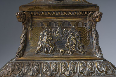 Ostensoir en argent dor&eacute; avec un ange couronn&eacute; d'un nuage radieux, poin&ccedil;on du ma&icirc;tre Hippolyte-Fran&ccedil;ois Bertrand-Paraud, 950/000, France, 19&egrave;me si&egrave;cle