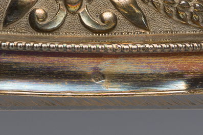 Ciboire en argent n&eacute;o-gothique &agrave; d&eacute;cor de de motifs floraux en relief et d'&eacute;maux, poin&ccedil;on de ma&icirc;tre Antoine Jolivet, France, 19&egrave;me si&egrave;cle