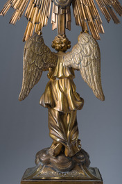 Ostensoir en argent dor&eacute; avec un ange couronn&eacute; d'un nuage radieux, poin&ccedil;on du ma&icirc;tre Hippolyte-Fran&ccedil;ois Bertrand-Paraud, 950/000, France, 19&egrave;me si&egrave;cle