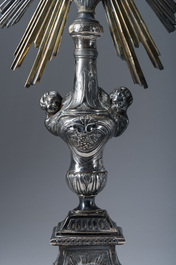 Ostensoir en argent partiellement dor&eacute; &agrave; d&eacute;cor de ch&eacute;rubins, poin&ccedil;on du ma&icirc;tre Jean-Fran&ccedil;ois M&eacute;zard, 950/000, France, Paris, ca. 1798/1822