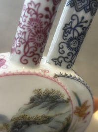 Vase double en porcelaine de Chine famille rose &agrave; d&eacute;cor floral et de paysage, marque de Qianlong, R&eacute;publique, 20&egrave;me si&egrave;cle