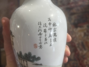 Paire de vases en porcelaine de Chine famille rose &agrave; d&eacute;cor de ma&icirc;tre et de son serviteur dans un paysage avec un coq, marque Qianlong, R&eacute;p., 20&egrave;me s.