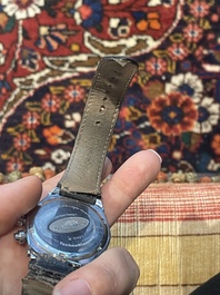 An Ikepod Megapode chronograph titanium and sapphire glass wristwatch designed by Marc Newson, ed. 257/9999, ca. 2000