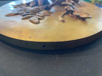 Paul Comolera (1813-1890): Plaque &agrave; d&eacute;cor en relief d'un oiseau sur une branche fleurie, bronze dor&eacute;