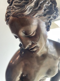 Eug&egrave;ne Cornu (1827-1899): V&eacute;nus sortant du bain ou La baigneuse, bronze &agrave; patine brune