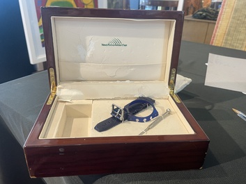 An Ikepod Megapode chronograph titanium and sapphire glass wristwatch designed by Marc Newson, ed. 257/9999, ca. 2000