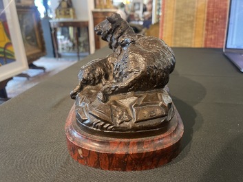&Eacute;cole europ&eacute;enne, sign&eacute; Buci (19&egrave;me/20&egrave;me si&egrave;cle): Deux groupes avec des moutons, bronze &agrave; patine brune sur socle en marbre rouge, vers 1900