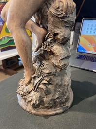 Claude Michel (Clodion, 1738-1814, apr&egrave;s): Nymphe au rocher, terre cuite patin&eacute;e, 19&egrave;me si&egrave;cle