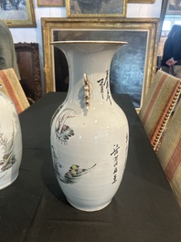 Cinq vases en porcelaine de Chine famille rose et qianjiang cai, 19&egrave;me/20&egrave;me si&egrave;cle