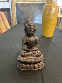 Bouddha assis en bronze dor&eacute; et laqu&eacute;, Chine, Ming