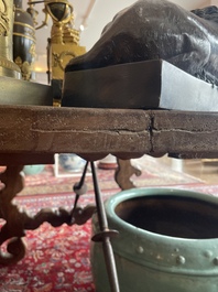 Table en noyer aux raccords en fer forg&eacute;, Espagne, 18&egrave;me si&egrave;cle