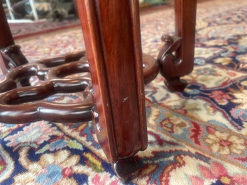 Paire de socles en bois sculpt&eacute;, Chine, 20&egrave;me si&egrave;cle