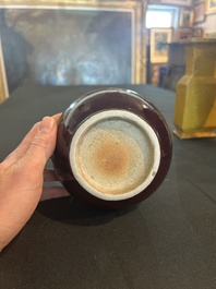 Trois vases en porcelaine monochrome jaune et sang-de-boeuf, un mont&eacute; en lampe, 19&egrave;me/20&egrave;me si&egrave;cle