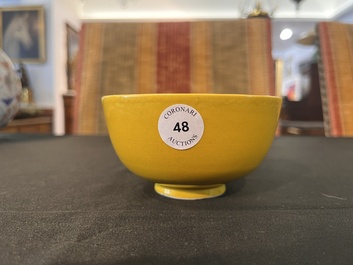 A Chinese yellow glazed bowl, Chenghua mark, 19th/20th C.