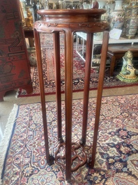 Paire de socles en bois sculpt&eacute;, Chine, 20&egrave;me si&egrave;cle