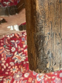 Table en noyer aux raccords en fer forg&eacute;, Espagne, 18&egrave;me si&egrave;cle