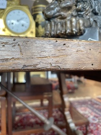 Table en noyer aux raccords en fer forg&eacute;, Espagne, 18&egrave;me si&egrave;cle