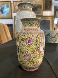Deux vases en porcelaine de Chine famille rose &agrave; d&eacute;cor de dames se relaxant dans un jardin de palais, marque de Qianlong, R&eacute;publique, 20&egrave;me si&egrave;cle