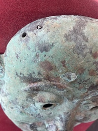 Masque fun&eacute;raire en bronze, Chine, probablement Liao