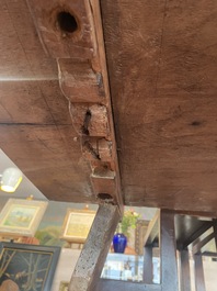 Table en noyer aux raccords en fer forg&eacute;, Espagne, 18&egrave;me si&egrave;cle