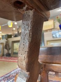 Table en noyer aux raccords en fer forg&eacute;, Espagne, 18&egrave;me si&egrave;cle