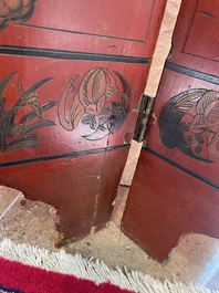 Paravent &agrave; 4 panneaux en laque polychrome, Chine, 19&egrave;me/20&egrave;me si&egrave;cle