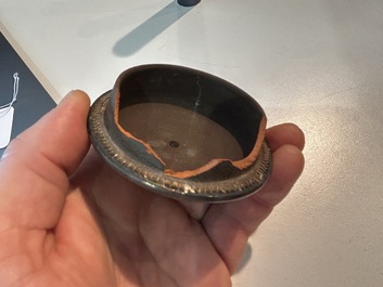 Een diverse collectie porselein en steengoed, China, Vietnam en Thailand, 16de/20ste eeuw