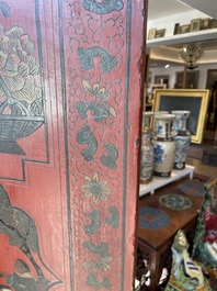 Paravent &agrave; 4 panneaux en laque polychrome, Chine, 19&egrave;me/20&egrave;me si&egrave;cle