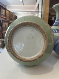A pair of Chinese blue and white celadon 'kui dragons' vases, 19th/20th C.