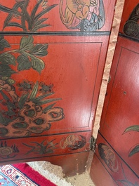 Paravent &agrave; 4 panneaux en laque polychrome, Chine, 19&egrave;me/20&egrave;me si&egrave;cle
