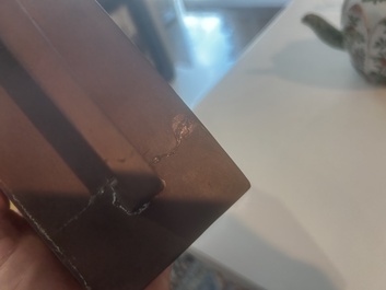 Sept th&eacute;i&egrave;res en porcelaine de Chine bleu, blanc, famille rose, verte et en gr&egrave;s de Yixing, Kangxi et post&eacute;rieur