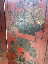 Paravent &agrave; 4 panneaux en laque polychrome, Chine, 19&egrave;me/20&egrave;me si&egrave;cle