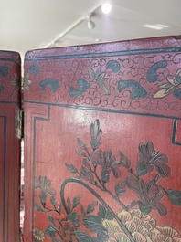 Paravent &agrave; 4 panneaux en laque polychrome, Chine, 19&egrave;me/20&egrave;me si&egrave;cle
