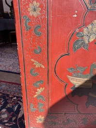 Paravent &agrave; 4 panneaux en laque polychrome, Chine, 19&egrave;me/20&egrave;me si&egrave;cle