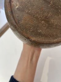 Een diverse collectie vroeg Chinees en Japans steengoed, Song en later