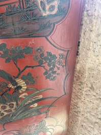 Paravent &agrave; 4 panneaux en laque polychrome, Chine, 19&egrave;me/20&egrave;me si&egrave;cle