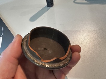 Een diverse collectie porselein en steengoed, China, Vietnam en Thailand, 16de/20ste eeuw