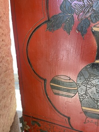 Paravent &agrave; 4 panneaux en laque polychrome, Chine, 19&egrave;me/20&egrave;me si&egrave;cle