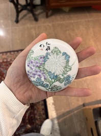 Collection vari&eacute;e en porcelaine de Chine bleu, blanc et famille rose, Yongzheng et post&eacute;rieur