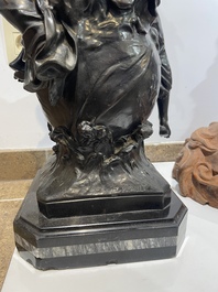 Emile Louis Picault (1833-1915): 'Maintenant sous le ciel tout repose Lamartine', alliage de bronze &agrave; patine brune sur socle en marbre, 20&egrave;me si&egrave;cle