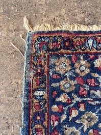 Een Perzisch Kerman (Kirman) tapijt met floraal decor, wol op katoen, eerste helft 20ste eeuw