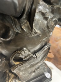 Emile Louis Picault (1833-1915): 'Maintenant sous le ciel tout repose Lamartine', alliage de bronze &agrave; patine brune sur socle en marbre, 20&egrave;me si&egrave;cle