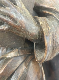 Jean de Patmos en bois sculpt&eacute; et patin&eacute;, Flandres, vers 1800