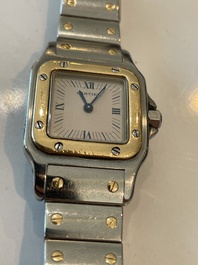 Een Cartier Santos Galb&eacute;e polshorloge in geelgoud en staal, n&deg;1057930, tweede helft 20ste eeuw