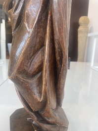 Jean de Patmos en bois sculpt&eacute; et patin&eacute;, Flandres, vers 1800