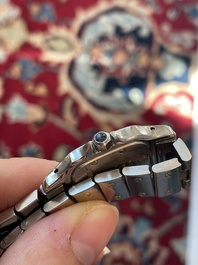 Een Cartier Santos Galb&eacute;e polshorloge in geelgoud en staal, n&deg;1057930, tweede helft 20ste eeuw